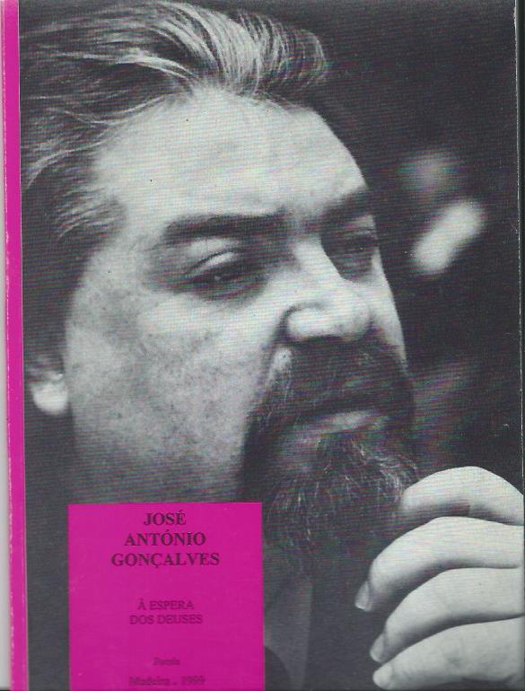 À Espera Dos Deuses